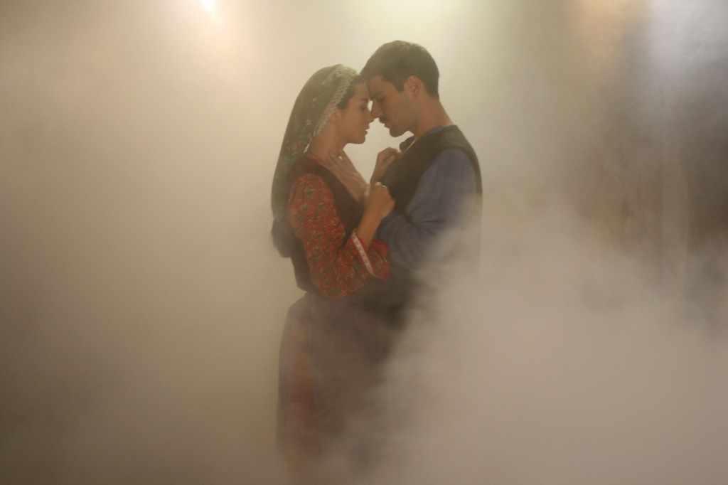 Tuba Buyukustun Kenan Ece 2